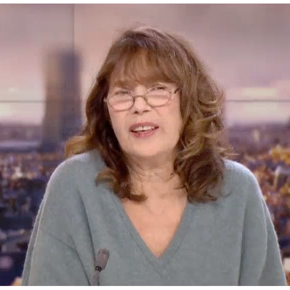 Jane Birkin évoque les attentats de Paris dans le journal télévisé de France 2, le 23 novembre 2015.