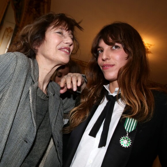 Jane Birkin (invitée) et sa fille Lou Doillon Paris le 10 avril 2013