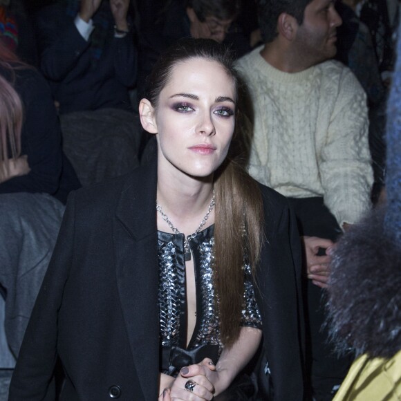 Kristen Stewart - Front row lors de la présentation de la collection Chanel Métiers d'Art Paris-Rome aux studios Cinecitta à Rome, le 1er décembre 2015. © Olivier Borde/Bestimage