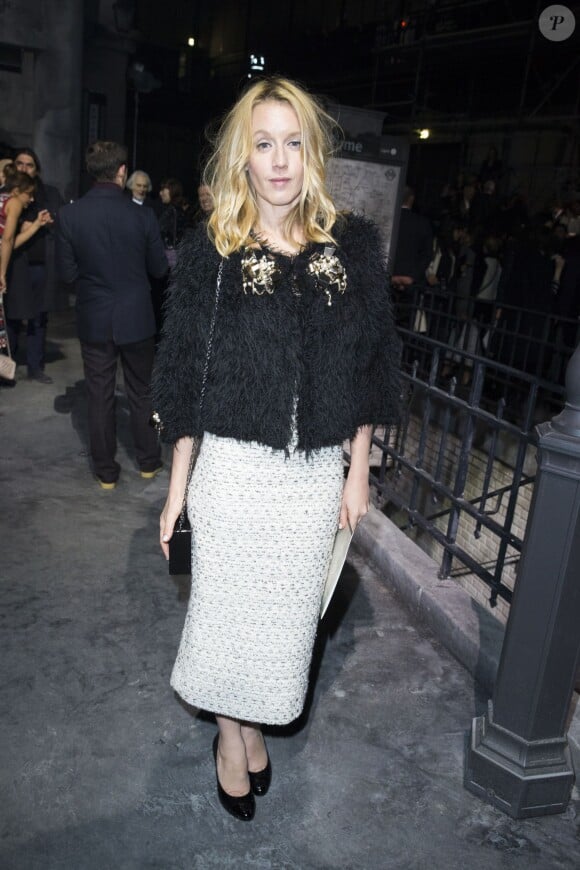 Ludivine Sagnier - Front row lors de la présentation de la collection Chanel Métiers d'Art Paris-Rome aux studios Cinecitta à Rome, le 1er décembre 2015. © Olivier Borde/Bestimage