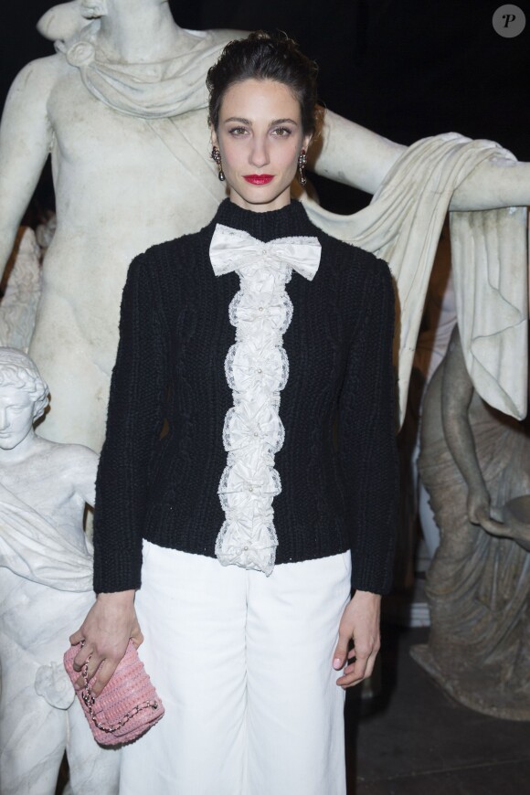 Francesca Inaudi - People lors de la présentation de la collection Chanel Métiers d'Art Paris-Rome aux studios Cinecitta à Rome, le 1er décembre 2015. © Olivier Borde/Bestimage  Chanel's New Métiers d'Art Show Paris-Rome collection at Cinecitta studios, Rome, Italy, on December 1st 2015.01/12/2015 - Rome