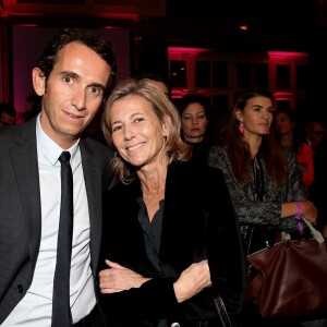 Alexandre Bompard, Claire Chazal -Soirée de remise des Prix de la Femme d'Influence à l'hôtel du Louvre à Paris, le 1er Décembre 2015. Ces prix récompensent pour la seconde fois cinq femmes dont le parcours remarquable est porteur de courage, de créativité, de responsabilité et de bienveillance. A cette occasion, Claire Chazal, dont c'était le 59ème anniversaire, a reçu un énorme bouquet de fleurs. © Dominique Jacovides / Bestimage