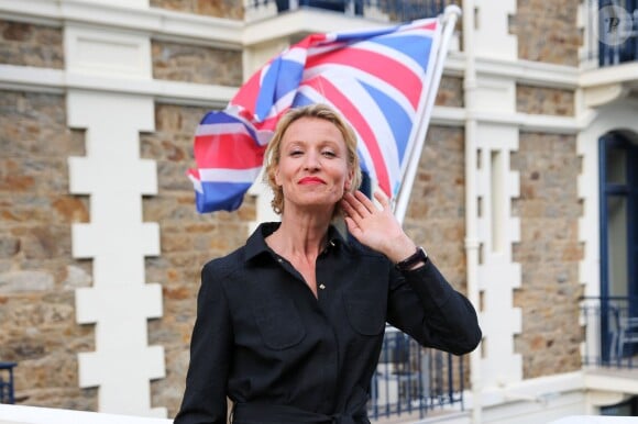 Exclusif - Alexandra Lamy, membre du jury de l'édition 2015 du Festival du Film Britannique de Dinard, en rendez-vous au Grand Hôtel à Dinard, le 2 octobre 2015.
