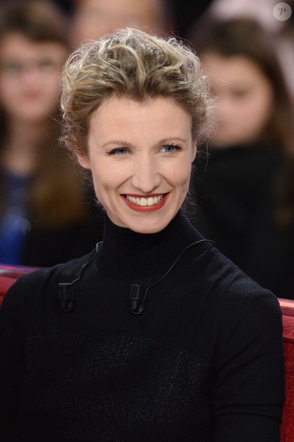 Alexandra Lamy - Enregistrement de l'émission "Vivement Dimanche" à Paris le 11 Fevrier 2015.