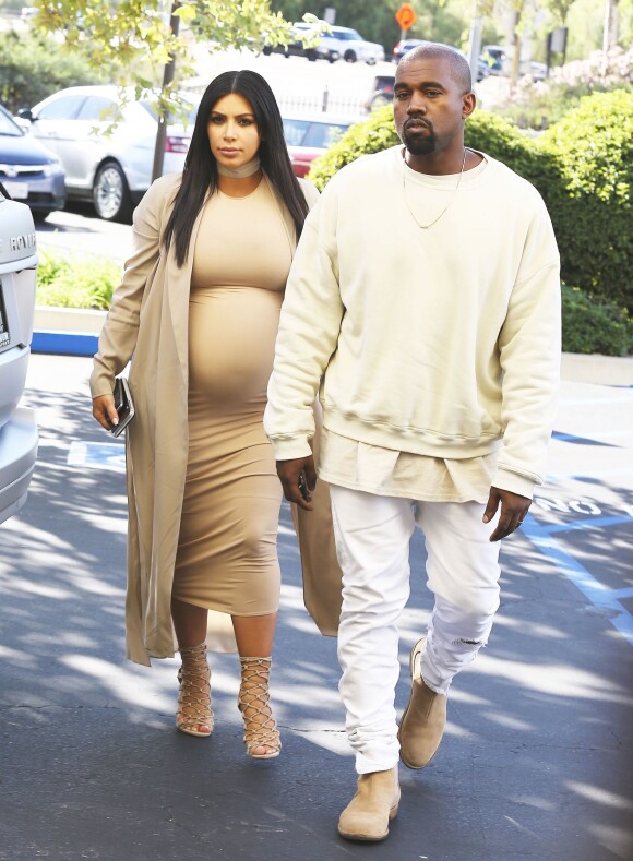 Kim Kardashian et son mari Kanye West à Thousand Oaks, le 21 octobre 2015.