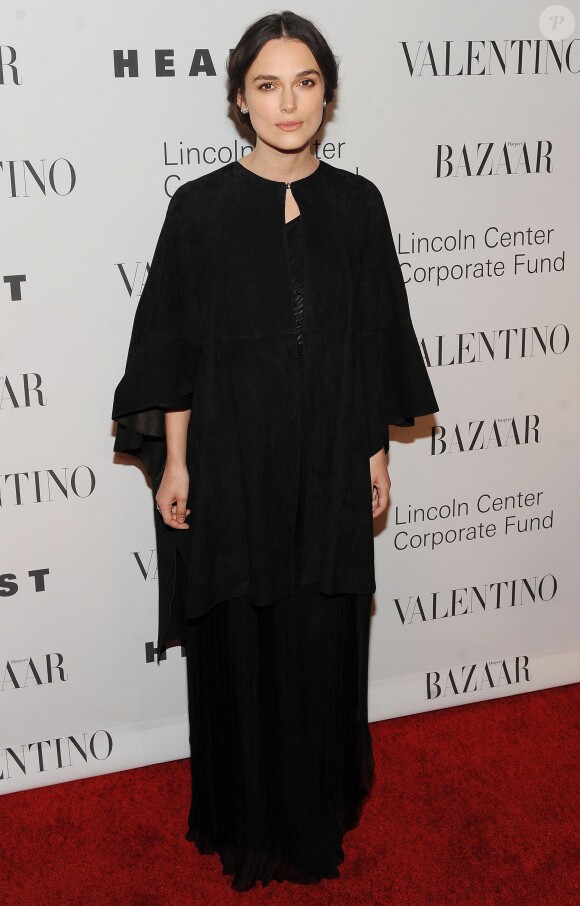 Kiera Knightley assiste au gala "An Evening Honoring Valentino" organisé par le Lincoln Center Corporate Fund, à l'Alice Tully Hall. New York, le 7 décembre 2015.