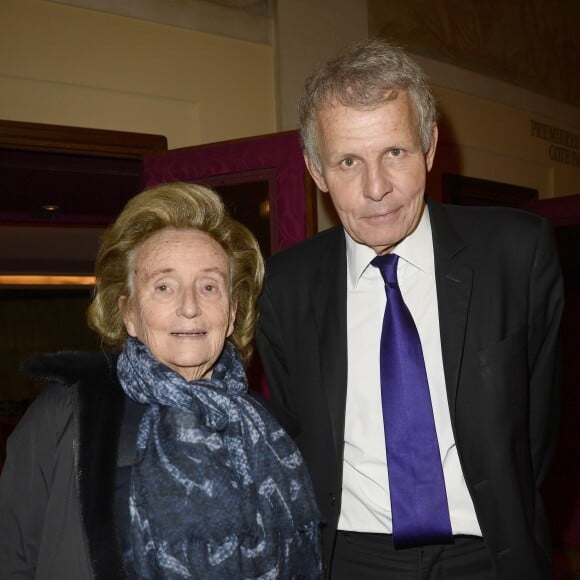 Patrick Poivre d'Arvor et Bernadette Chirac - Concert caritatif "Hommage à Solenn" au bénéfice de la Maison de Solenn sous l'égide de la Fondation Hôpitaux de Paris - Hôpitaux de France au théâtre des Champs-Elysées à Paris, le 9 décembre 2015. Soirée présentée par PPDA et Alain Duault, sous le parrainage de B. Chirac, avec le concours de l'orchestre de la Garde Républicaine et du choeur de l'Armée française. 20 ans après la disparition de Solenn Poivre d'Arvor, qui inspirera la création de la première maison des adolescents "la Maison de Solenn", son père PPDA a organisé ce concert classique en son honneur avec la collaboration d'artistes prestigieux du monde musical. La recette de cette soirée sera entièrement reversée au profit de "la Maison de Solenn". Le concert sera retransmis le 14 décembre prochain à l'antenne de Radio Classique. © Guirec Coadic