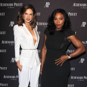 Alessandra Ambrosio et Serena Williams assistent à la soirée d'inauguration du nouveau magasin Audermars Piguet, au 254 Rodeo Drive. Beverly Hills, Los Angeles, le 9 décembre 2015.
