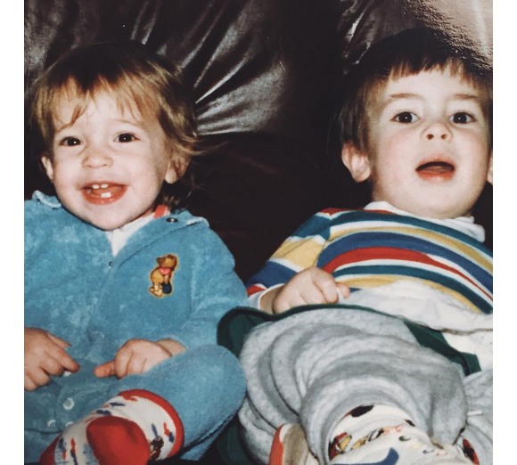 Kristin Cavallari et son frère Michael enfants / photo postée sur le compte Instagram de l'actrice au mois de décembre 2015.