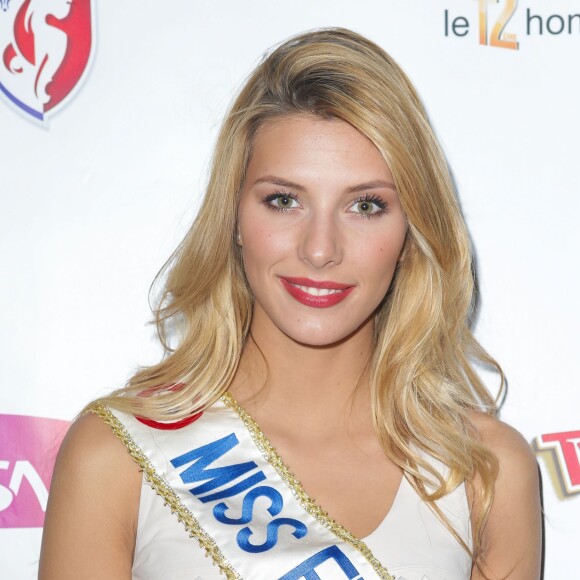 Camille Cerf, Miss France 2015, au Zénith de Lille le 13 avril 2015.