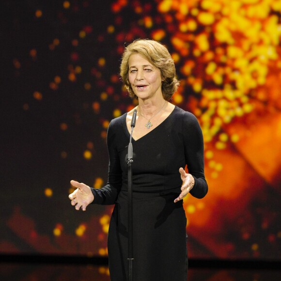 François Ozon et Charlotte Rampling (Meilleure actrice) - Remise des prix lors de la 28ème cérémonie des "European Film Awards" à Berlin, le 12 décembre 2015.