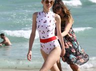 Jaime King, splendide en maillot, offre le meilleur des cadeaux à Saint West