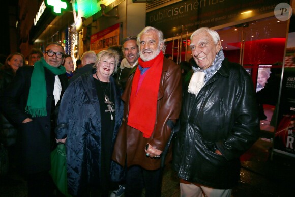 Exclusif - Paul et Jean-Paul Belmondo, Charles Gérard - Avant-première parisienne du documentaire "Belmondo par Belmondo" au cinéma Publicis à Paris le 15 décembre 2015.
