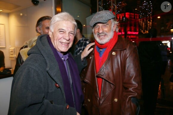 Exclusif - Guy Bedos et Jean-Paul Belmondo - Avant-première parisienne du documentaire "Belmondo par Belmondo" au cinéma Publicis à Paris le 15 décembre 2015.