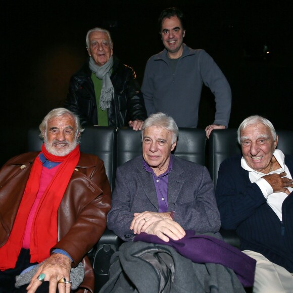 Exclusif - Alain Belmondo, Olivier Belmondo, Jean-Paul Belmondo, Guy Bedos et Charles Gérard - Avant-première parisienne du documentaire "Belmondo par Belmondo" au cinéma Publicis à Paris le 15 décembre 2015.