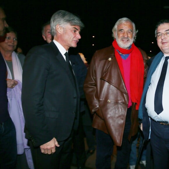 Exclusif - Cyril Viguier, Jean-Paul Belmondo - Avant-première parisienne du documentaire "Belmondo par Belmondo" au cinéma Publicis à Paris le 15 décembre 2015.