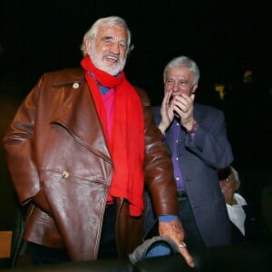 Exclusif - Guy Bedos et Jean-Paul Belmondo - Avant-première parisienne du documentaire "Belmondo par Belmondo" au cinéma Publicis à Paris le 15 décembre 2015.