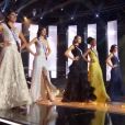 Défilé des 5 finalistes, lors de l'élection Miss France 2016 le samedi 19 décembre 2015 sur TF1
