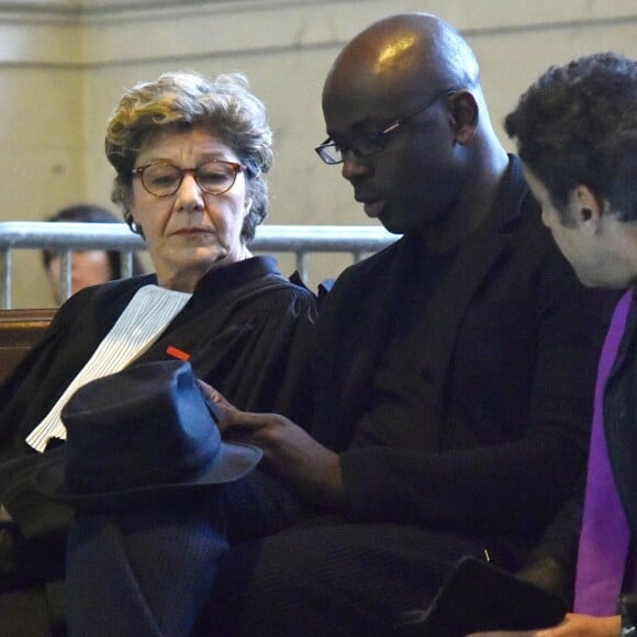 Lilian Thuram - Procès entre Lilian Thuram et Karine Le Marchand devant la 17ème chambre du Tribunal Correctionnel du Palais de Justice de Paris, le 18 décembre 2015. L'animatrice Karine Le Marchand poursuit en diffamation son ancien compagnon, l'ancien champion du monde de football Lilian Thuram, pour des propos qu'il avait tenus au sujet de leur séparation.