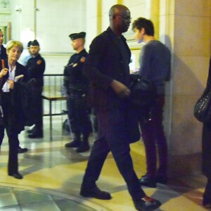 Lilian Thuram - Procès entre Lilian Thuram et Karine Le Marchand devant la 17ème chambre du Tribunal Correctionnel du Palais de Justice de Paris, le 18 décembre 2015. L'animatrice Karine Le Marchand poursuit en diffamation son ancien compagnon, l'ancien champion du monde de football Lilian Thuram, pour des propos qu'il avait tenus au sujet de leur séparation.