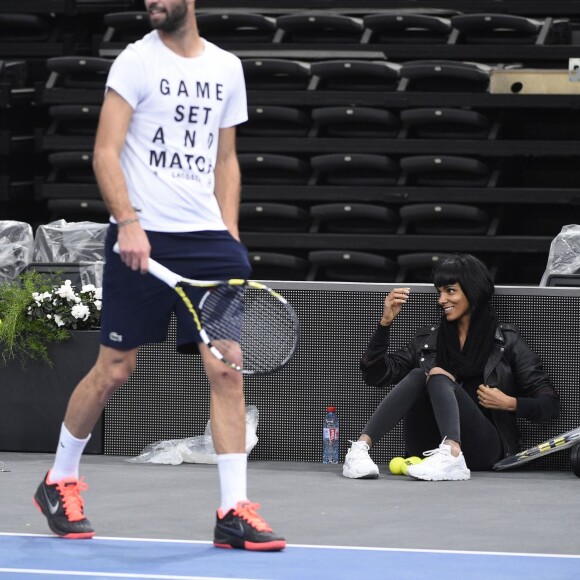 Benoît Paire et Shy'm lors d'un entraînement du premier au BNP PARIBAS Masters à l'AccorHotels Arena de Paris, le 31 octobre 2015