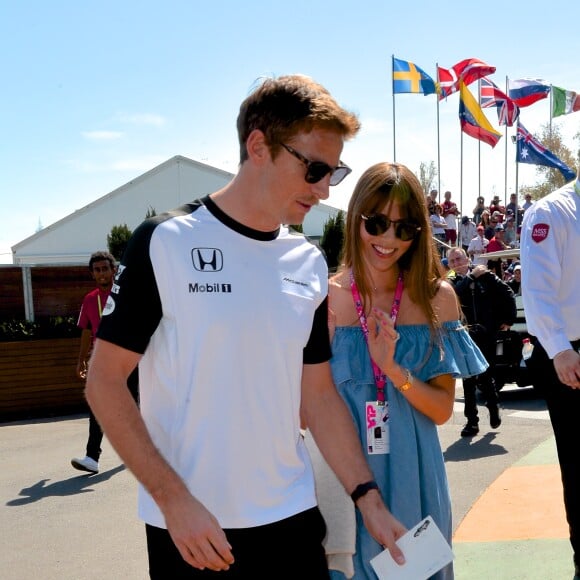 Jenson Button et Jessica Michibata au Grand Prix d'Australie, le 14 mars 2015 à Melbourne