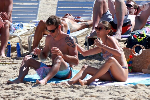 Jenson Button et Jessica Michibata à Hawaï, le 12 janvier 2015
