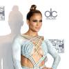 Jennifer Lopez aux American Music Awards 2015 le 22 novembre 2015.