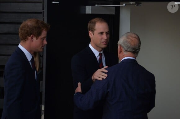 Le prince Harry, le prince William et le prince Charles - Cérémonie d'ouverture des Invictus Games à Londres le 10 septembre 2014.