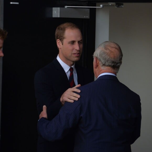 Le prince Harry, le prince William et le prince Charles - Cérémonie d'ouverture des Invictus Games à Londres le 10 septembre 2014.