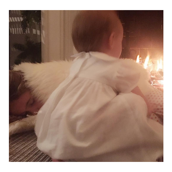 Harper, la fille d'Armie Hammer et Elizabeth Chambers fête son 1er anniversaire / photo postée sur Instagram, au début du mois de décembre 2015.