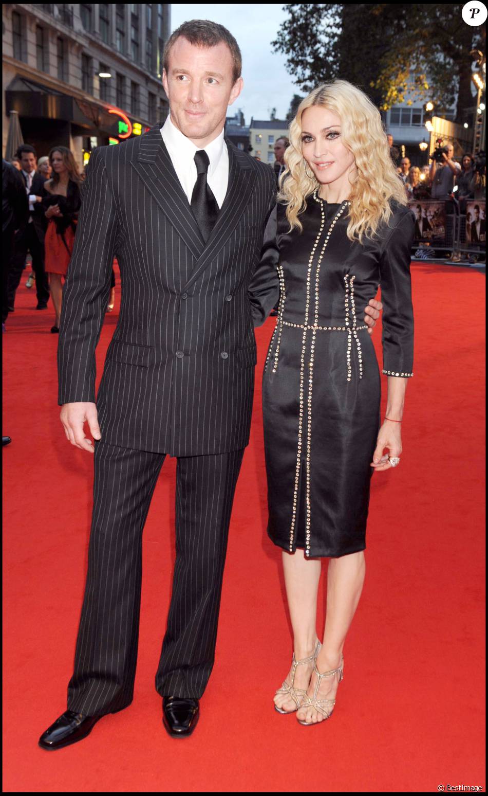 Guy Ritchie Et Madonna à La Première De Rocknrolla à Londres Le 1er