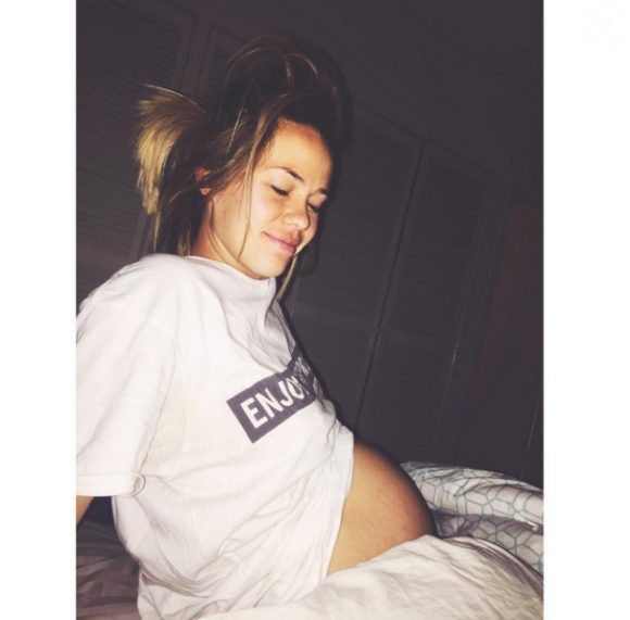 Kelly Cartwright, enceinte - Photo publiée le 3 décembre 2015