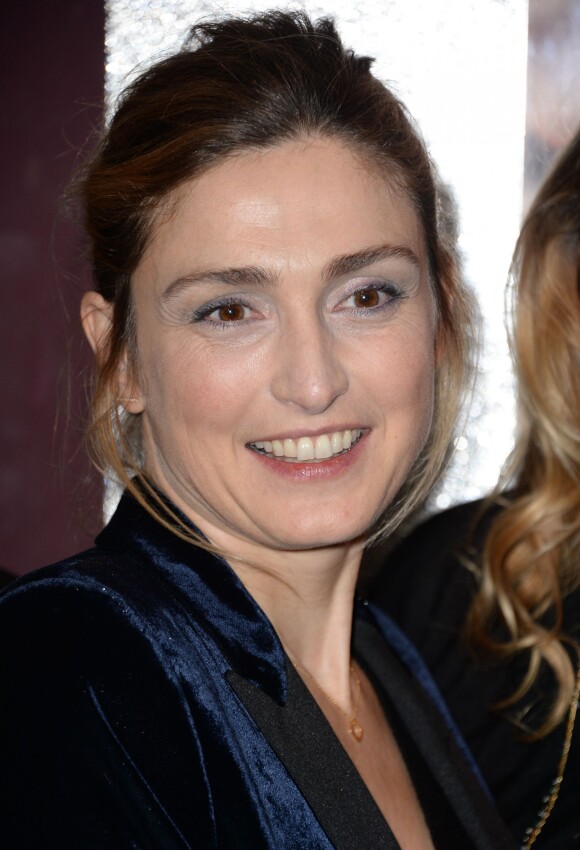 Julie Gayet - Avant première du film "La fille du patron" coproduit par Julie Gayet au Gaumont Opéra à Paris le 5 janvier 2016.
