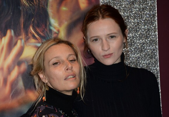 Florence Thomassin et Christa Theret - Avant première du film "La fille du patron" coproduit par Julie Gayet au Gaumont Opéra à Paris le 5 janvier 2016.