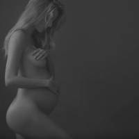 Vanesa Lorenzo enceinte et nue avec Carles Puyol : Leur vidéo très romantique
