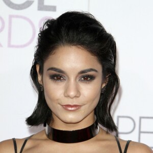 Vanessa Hudgens - Cérémonie des People's Choice Awards à Hollywood, le 6 janvier 2016.