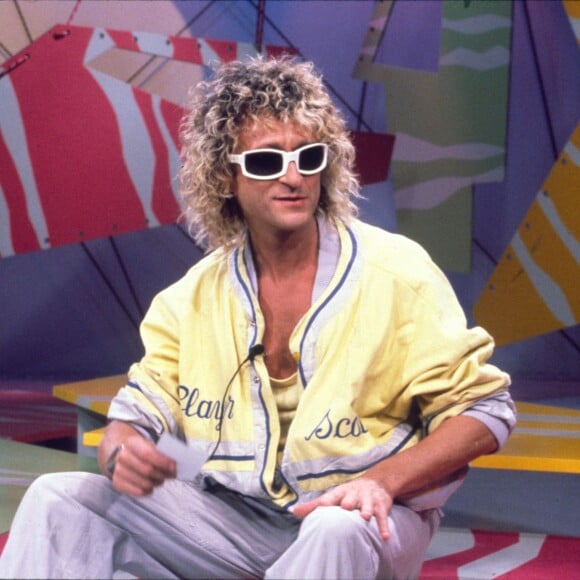 Michel Polnareff lors de l'Emission Top 50 presentee par Marc Toesca à Paris en 1985