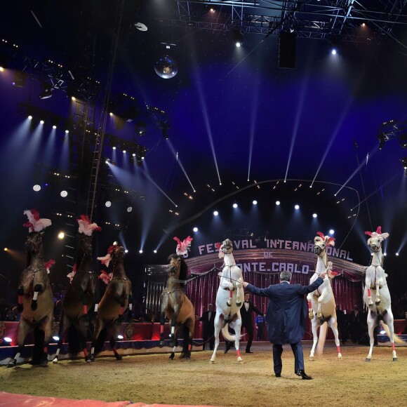 Flavio Togni et ses chevaux - 40ème Festival International du Cirque de Monte-Carlo au chapiteau de Fontvieille à Monaco, le 14 janvier 2016. © Gaetan Luci/Pool Monaco/Bestimage  Gala evening of the 40th Monte-Carlo International Circus Festival, in Monaco, January 14, 2016.14/01/2016 - Monte-Carlo