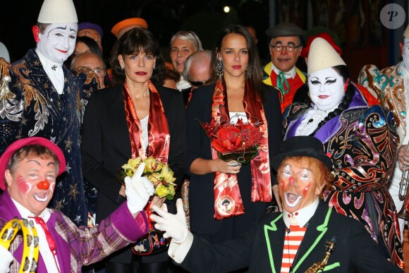 La princesse Stéphanie de Monaco et Pauline Ducruet lors de la soirée inaugurale du 40e Festival International du Cirque de Monte-Carlo au chapiteau de Fontvieille à Monaco, le 14 janvier 2016. © Olivier Huitel/Pool Monaco/Bestimage