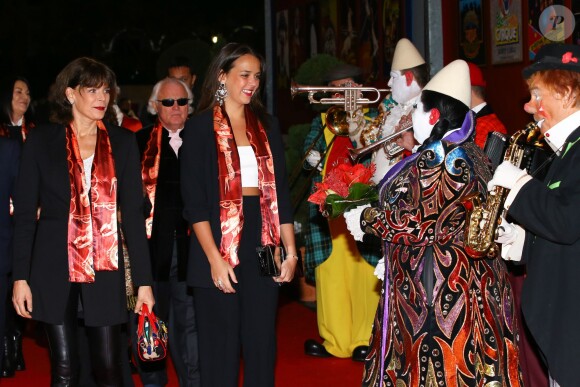La princesse Stéphanie de Monaco et Pauline Ducruet lors de la soirée inaugurale du 40e Festival International du Cirque de Monte-Carlo au chapiteau de Fontvieille à Monaco, le 14 janvier 2016. © Olivier Huitel/Pool Monaco/Bestimage