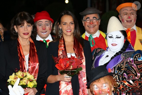 La princesse Stéphanie de Monaco et Pauline Ducruet lors de la soirée inaugurale du 40e Festival International du Cirque de Monte-Carlo au chapiteau de Fontvieille à Monaco, le 14 janvier 2016. © Olivier Huitel/Pool Monaco/Bestimage