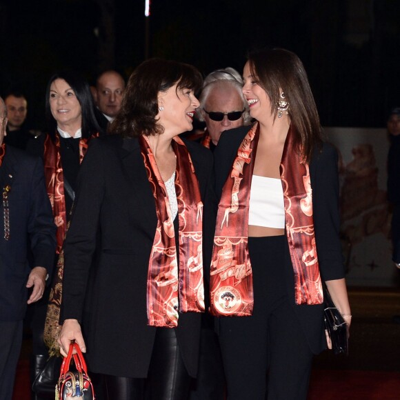 La princesse Stéphanie de Monaco et Pauline Ducruet lors de la représentation inaugurale du 40e Festival International du Cirque de Monte-Carlo au chapiteau de Fontvieille à Monaco, le 14 janvier 2016. © Charly Gallo/Pool Monaco/Bestimage