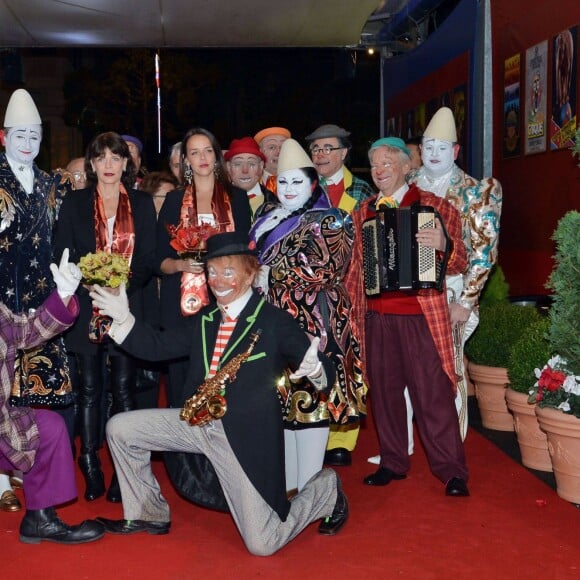 La princesse Stéphanie de Monaco et Pauline Ducruet lors de la représentation inaugurale du 40e Festival International du Cirque de Monte-Carlo au chapiteau de Fontvieille à Monaco, le 14 janvier 2016. © Charly Gallo/Pool Monaco/Bestimage