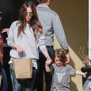 Exclusif - Alors que le couple est en instance de divorce, Brian Austin Green et Megan Fox sont allés déjeuner avec leur fils Noah dans un restaurant à Los Angeles. Le 17 janvier 2016