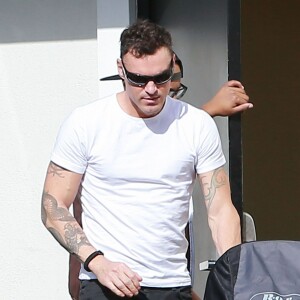 Exclusif - Alors que le couple est en instance de divorce, Brian Austin Green et Megan Fox sont allés déjeuner avec leur fils Noah dans un restaurant à Los Angeles. Le 17 janvier 2016