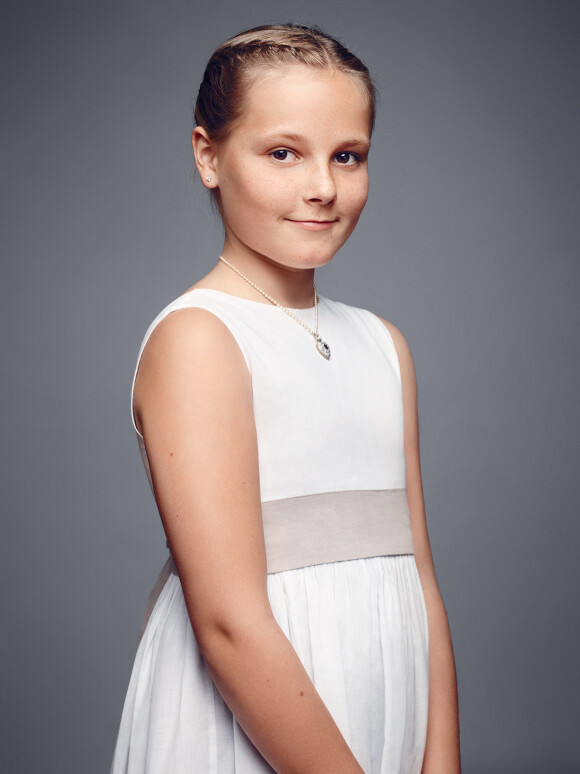 Portrait officiel de la princesse Ingrid Alexandra de Norvège pour son 12e anniversaire le 21 janvier 2016, réalisé par le photographe Jørgen Gomnaes.