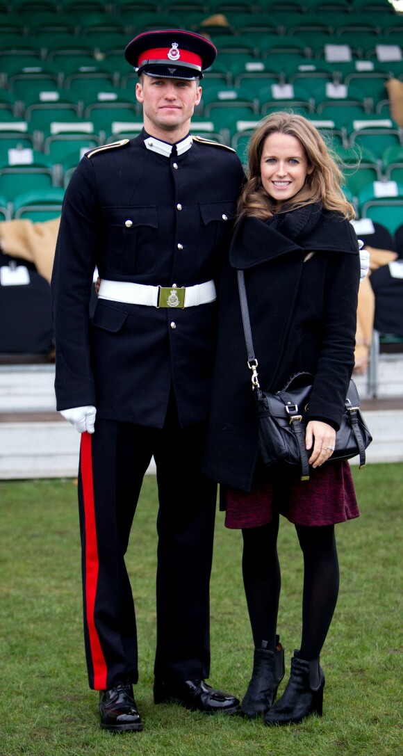 Kim Sears avec son frère Scott à Sandhurst le 11 décembre 2015.