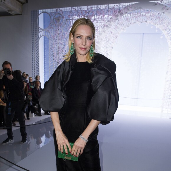 Uma Thurman - Défilé Ralph & Russo (collection Haute Couture printemps-été 2016) au Pavillon Cambon. Paris, le 25 janvier 2016.