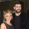 Gerard Piqué reçoit le prix du meilleur athlète catalan lors d'une cérémonie à Barcelone le 25 janvier 2016. Sa compagne, la chanteuse Shakira était à ses côtés